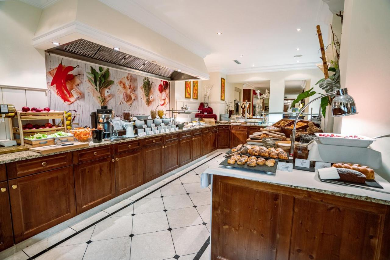 Grandhotel Lienz Business-Wellness & Gourmet ภายนอก รูปภาพ