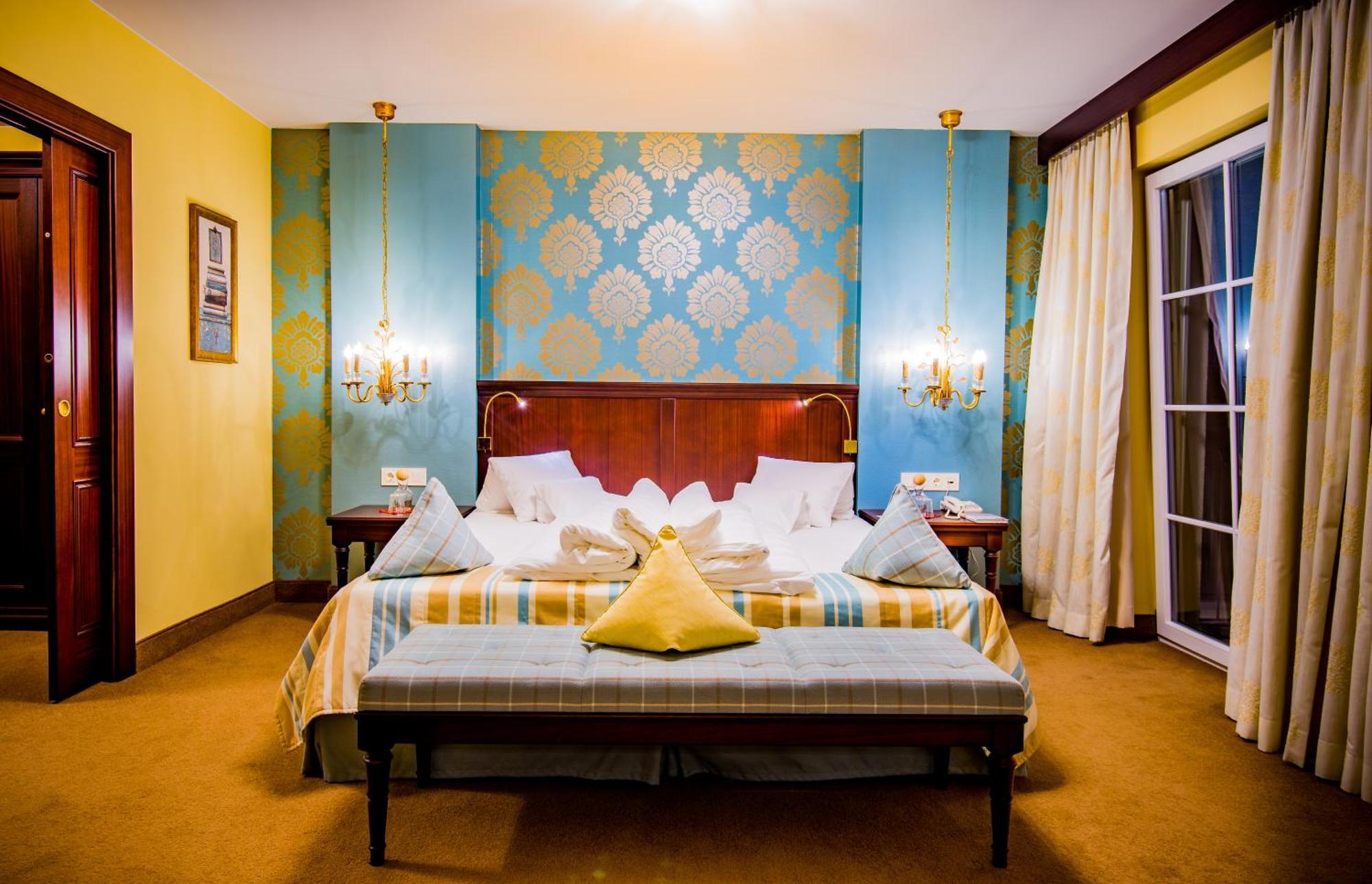 Grandhotel Lienz Business-Wellness & Gourmet ภายนอก รูปภาพ